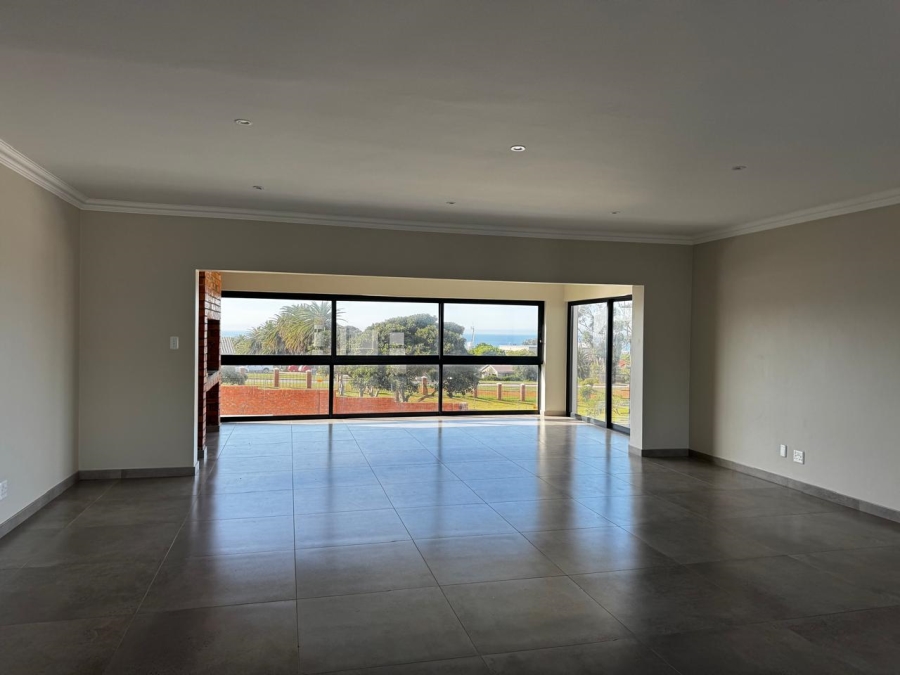 3 Bedroom Property for Sale in Jeffreys Bay Central Eastern Cape